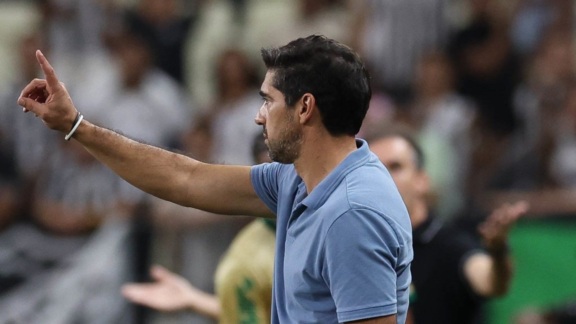 O treinador Abel Ferreira concedeu entrevista coletiva após a vitória do Palmeiras sobre o Ceará, por 1 a 0, no Castelão, em confronto válido pela primeira partida da terceira fase da Copa do Brasil. Abel falou sobre a dificuldade de enfrentar o Ceará jogando no Castelão, comentou a maratona vivida pelo Palmeiras, destacou a honra [&amp;#8230;]