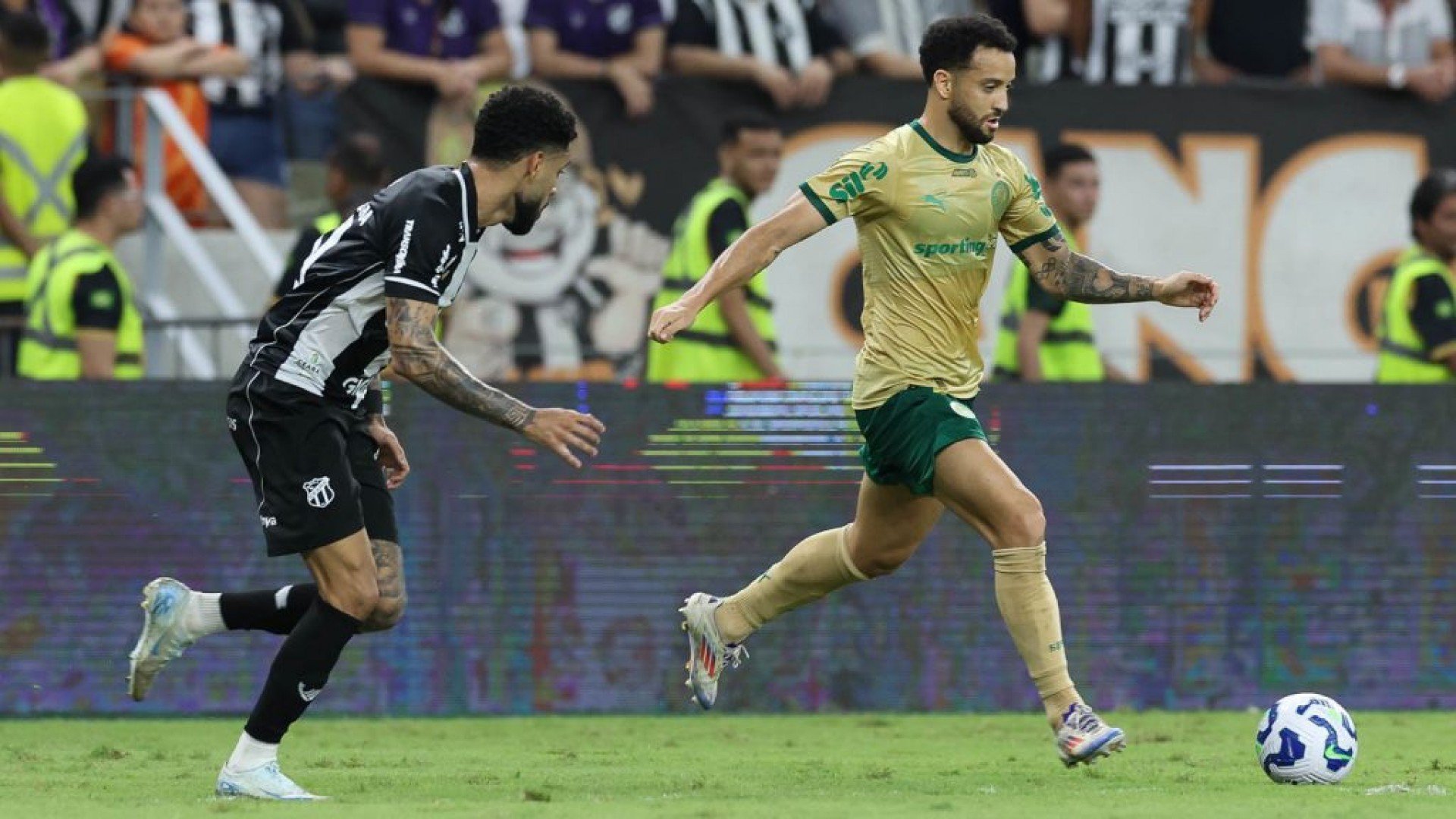 O Verdão venceu o Ceará por 1 a 0 pela Copa do Brasil. Após a partida, os jogadores Lucas Evangelista e Felipe Anderson falaram sobre a vitória fora de casa