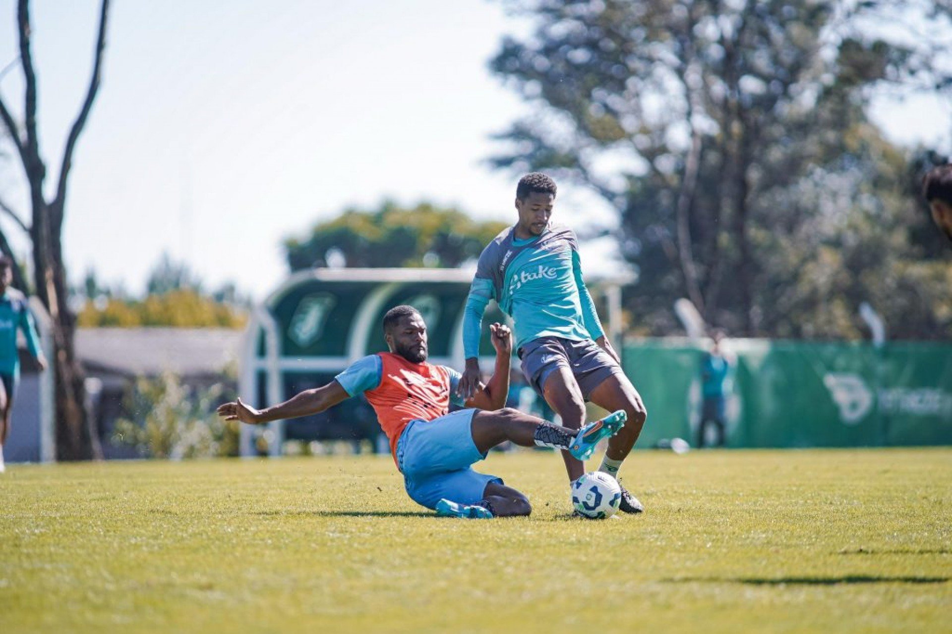 Com novidades na formação, Jaconero venceu o Glória de Vacaria por 3 a 0