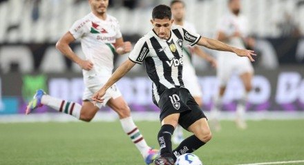 Trio se machucou na partida contra o Capital-DF e ainda não tem previsão de retorno; clube busca soluções em meio à maratona de jogos