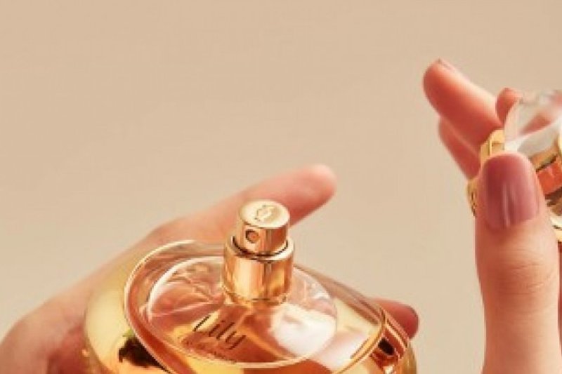 Perfume Lily