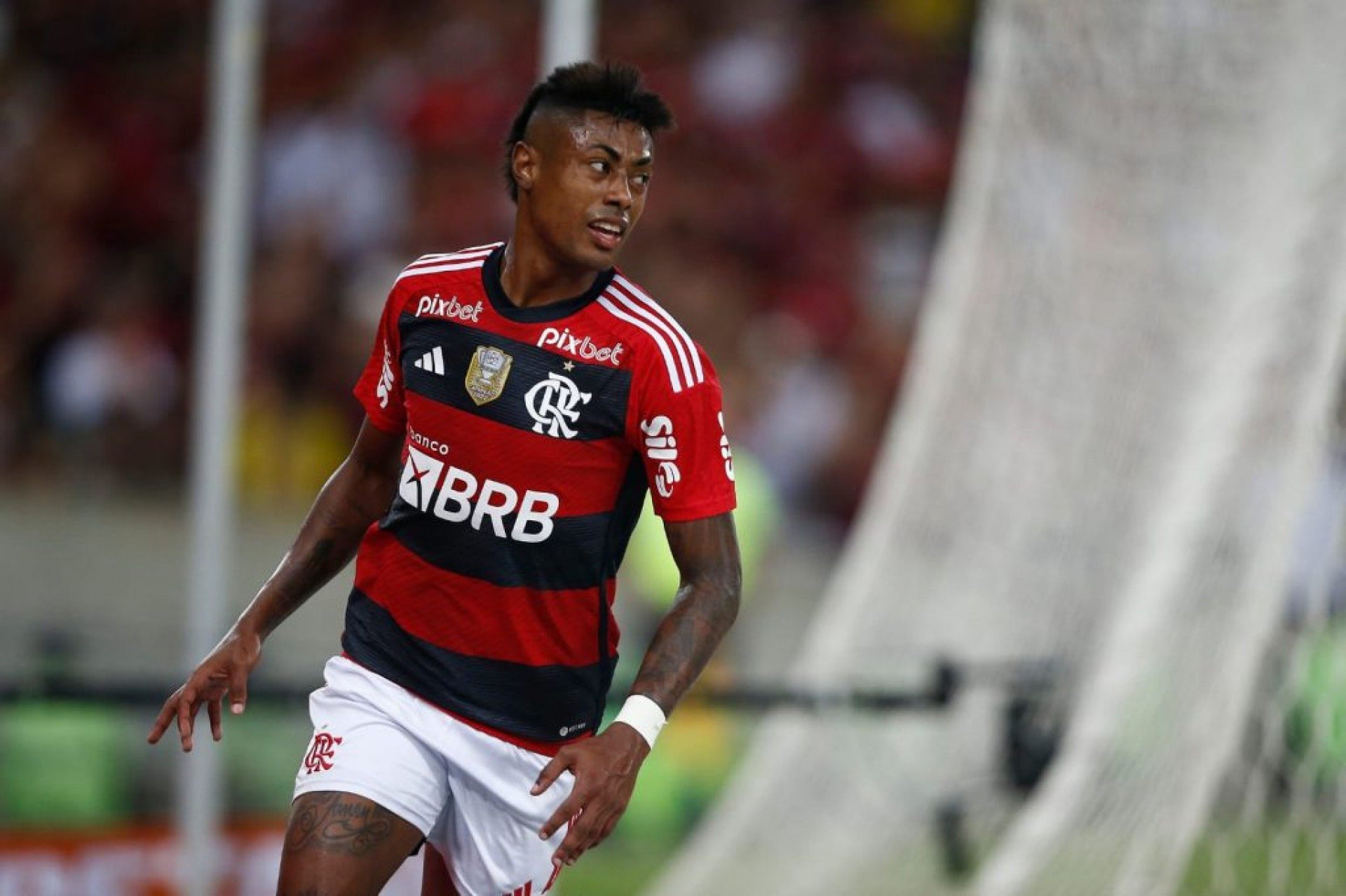 Ídolo do Flamengo, atacante agora é investigado por possível envolvimento em esquema de manipulação no Brasileirão de 2023