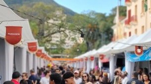 Vila Literária do Flipoços