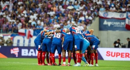 Bahia e Botafogo se enfrentam, em duelo válido pela 7ª rodada do Campeonato Brasileiro, na Arena Fonte Nova, em Salvador, às 21h00 deste sábado (03).