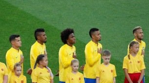 Jogadores da Sele&ccedil;&atilde;o Brasileira em momento do Hino Nacional