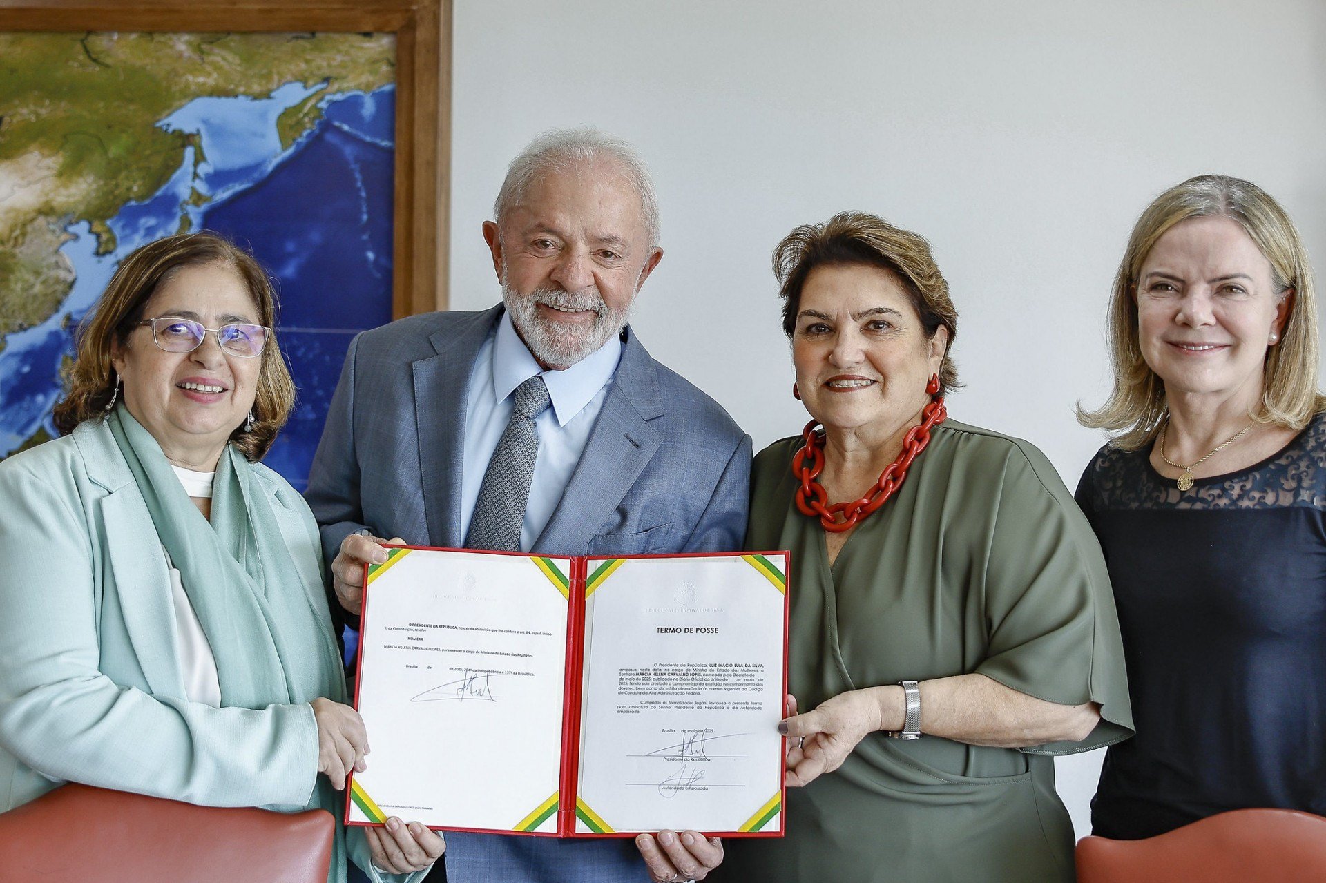 Lula demite Cida Gonçalves e nomeia Márcia Lopes como nova ministra das Mulheres
