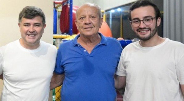Marcílio Régio, prefeito eleito de Goiana, ladeado pelos deputados Lula e Eduardo da Fonte