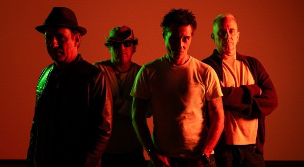 Capital Inicial apresenta show "Acústico MTV 25 anos"