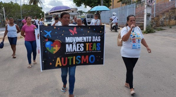 As mães relatam dificuldades no acesso a terapias especializadas, medicamentos e apoio escolar