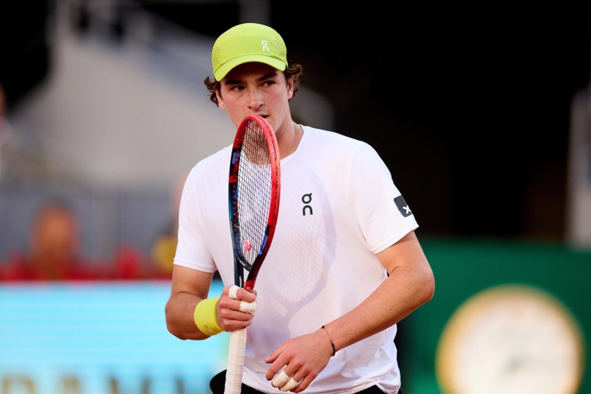Carioca enfrenta húngaro nesta quinta-feira em Roma, no Masters 1000 no saibro