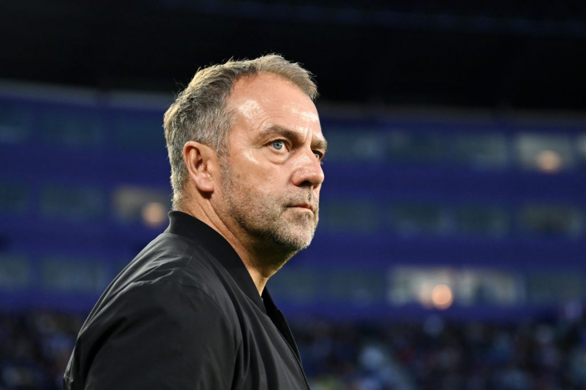 O polonês havia ficado fora das últimas quatro partidas da equipe