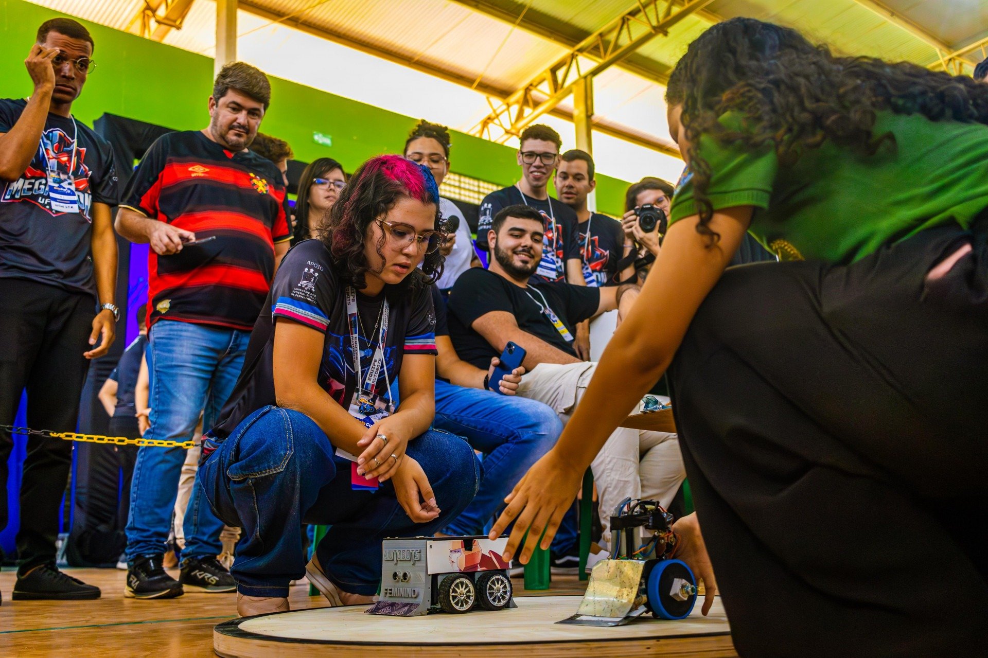 Evento reúne entusiastas da robótica de todos os tipos