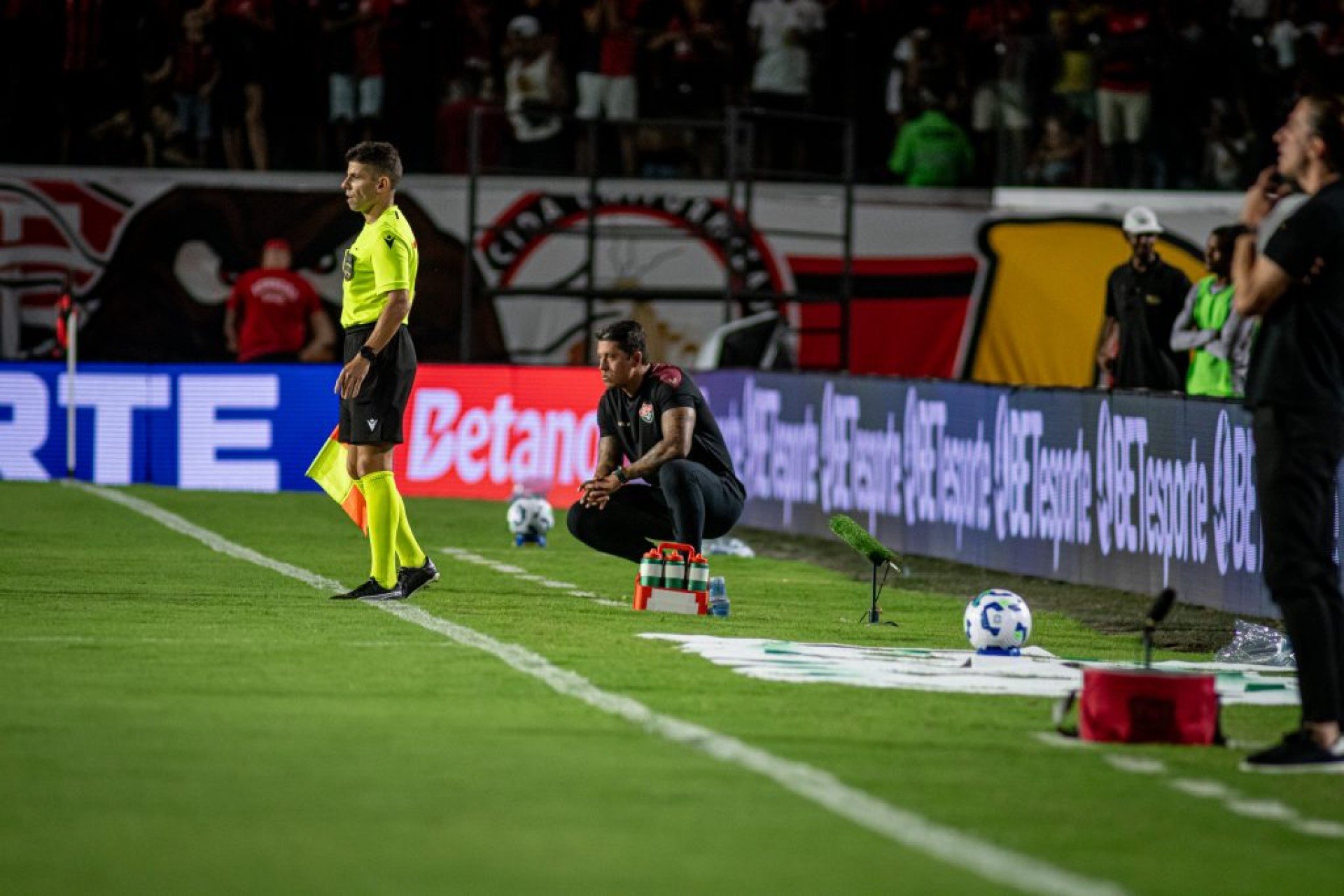 Leão ainda não venceu pela competição e segue sonhando com a classificação