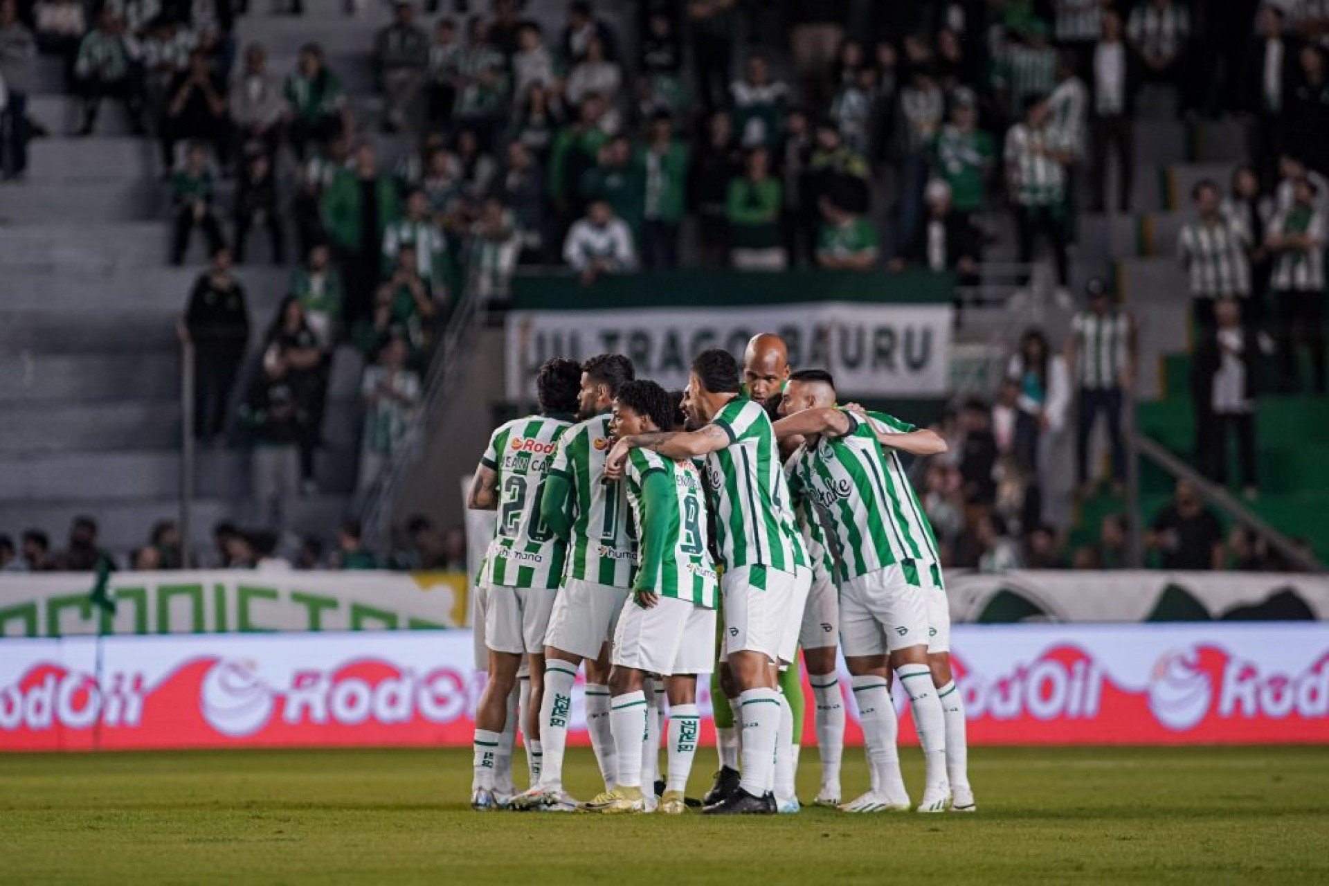 Time de Caxias do Sul sofre gol contra e acaba derrotado em casa pelo Atlético-MG, mas segue em busca de reação no campeonato
