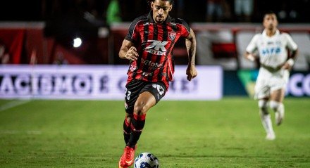 Fabrício Santos, atacante do Vitória