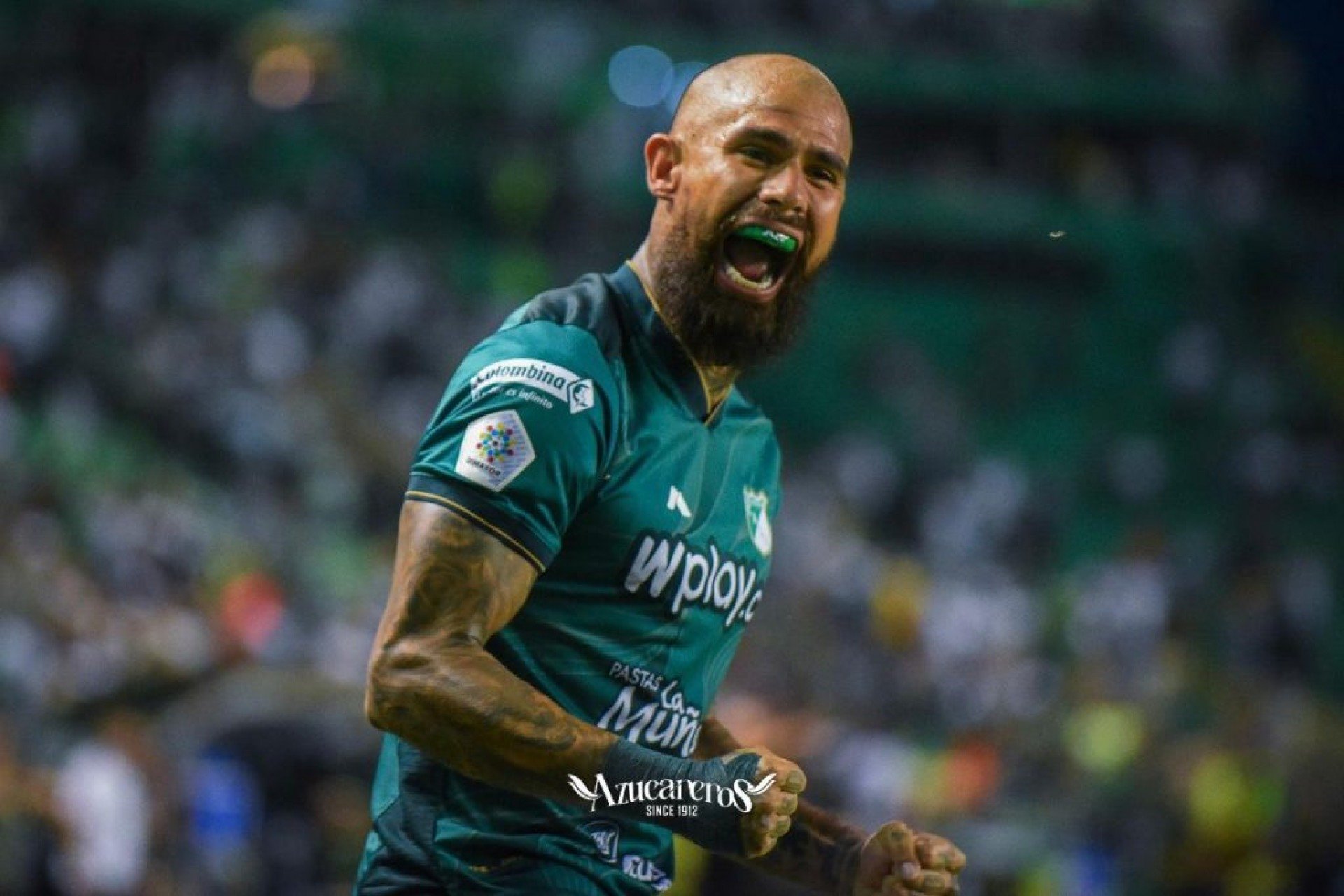 Zagueiro tem sido destaque na temporada feita pela equipe colombiana