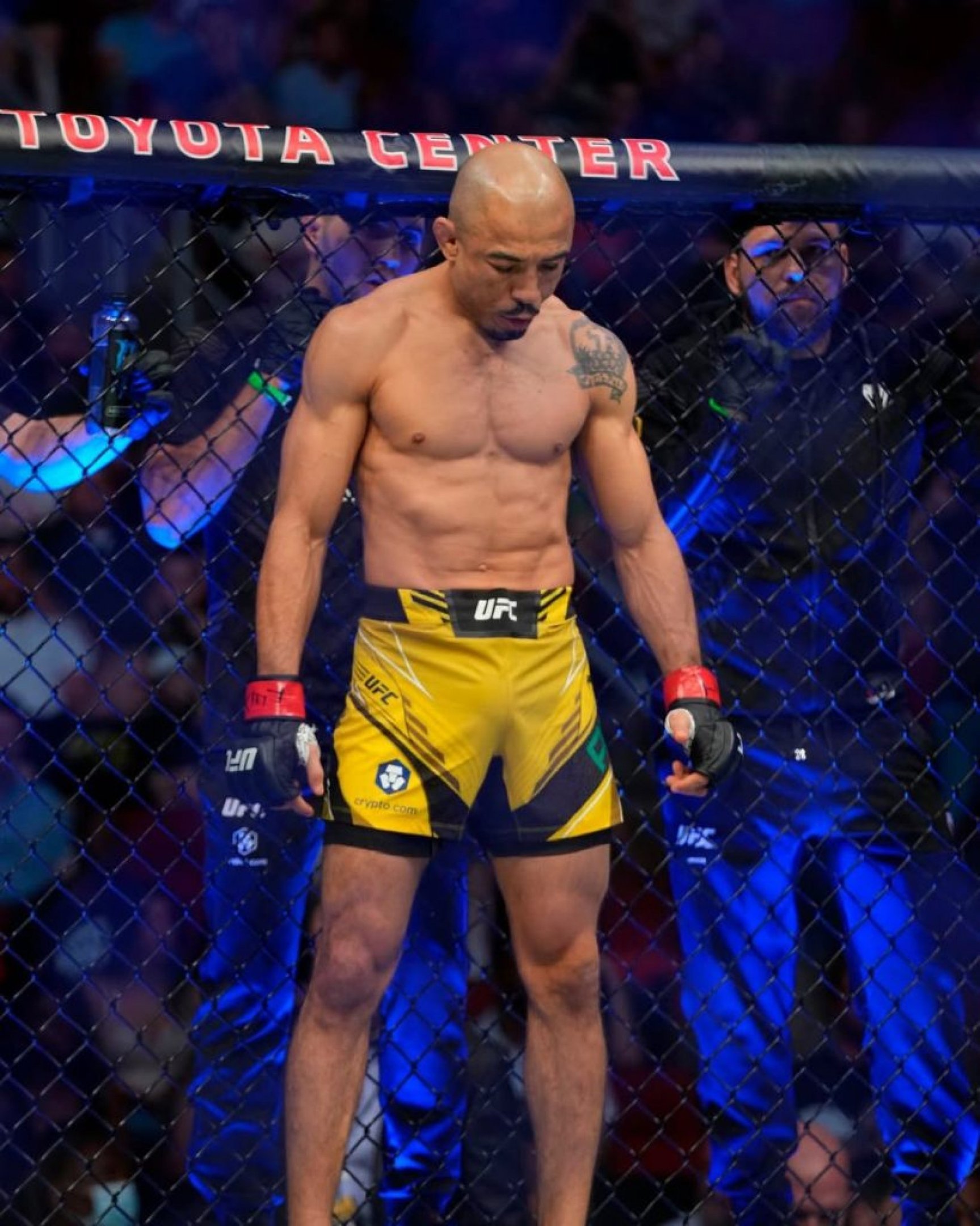 Neste sábado (10), Montreal (Canadá) será a casa do UFC 315. que terá duas disputas de cinturão nas principais lutas