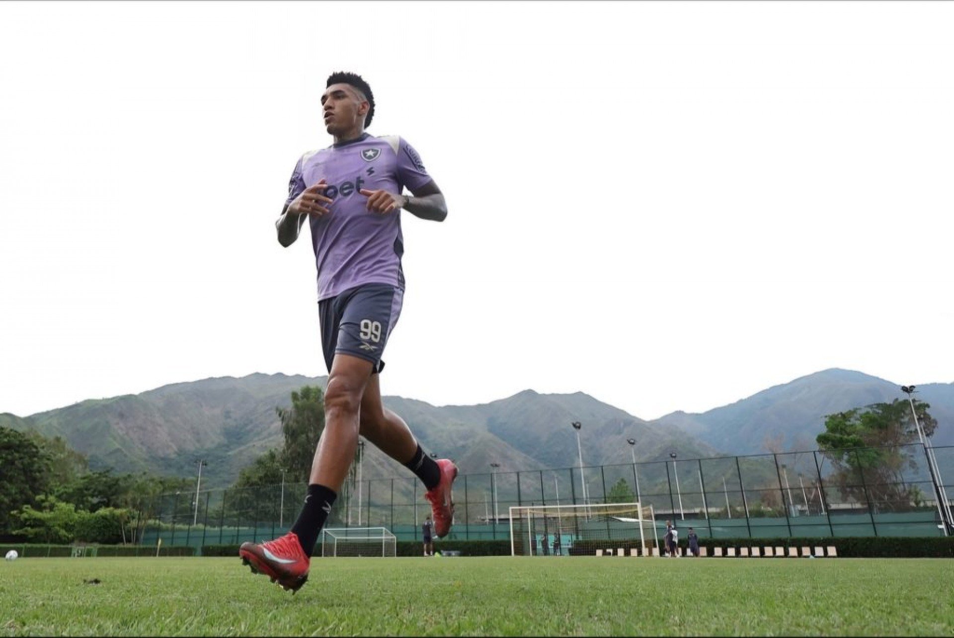 Botafogo terá que vencer para continuar na briga pela classificação na Libertadores