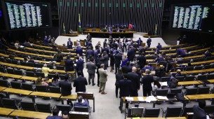 A criação das 18 novas cadeiras na Câmara dos Deputados terá um impacto orçamentário estimado em R$ 64,8 milhões por ano