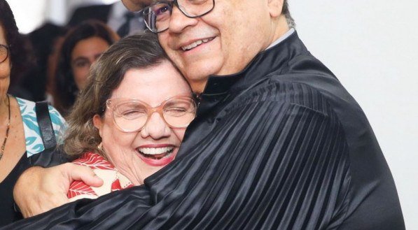 Encontro pra lá de amigo entre a senadora Teresa Leitão e o ministro Flávio Dino
