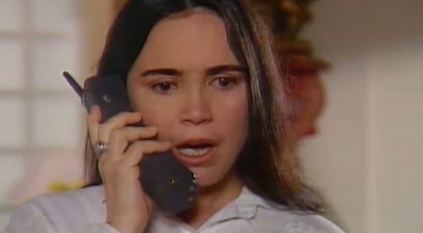 Helena é interpretada por Regina Duarte em História de Amor