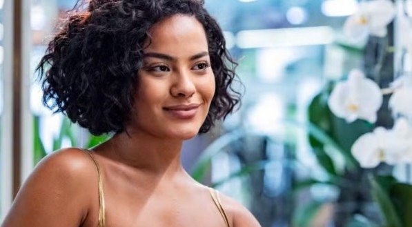 Bella Campos é Maria de Fátima em Vale Tudo
