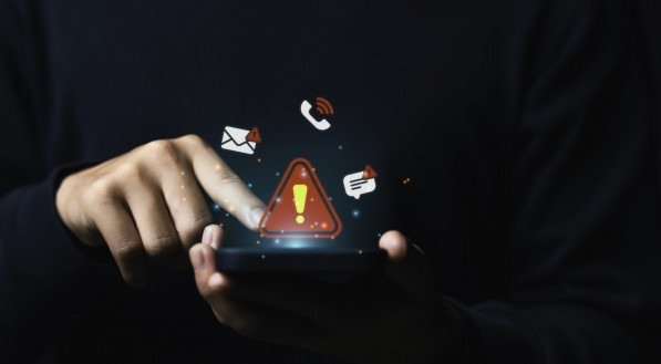 Imagem de fraude ou golpe no celular