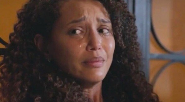 Vale Tudo: Raquel acusa Ivan de roubo e termina namoro
