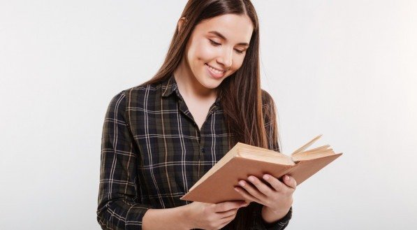 Acabou o tédio! Esses 5 livros vão te prender do começo ao fim (e você vai se viciar)