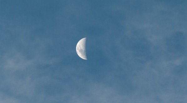 Imagem da fase da Lua Crescente