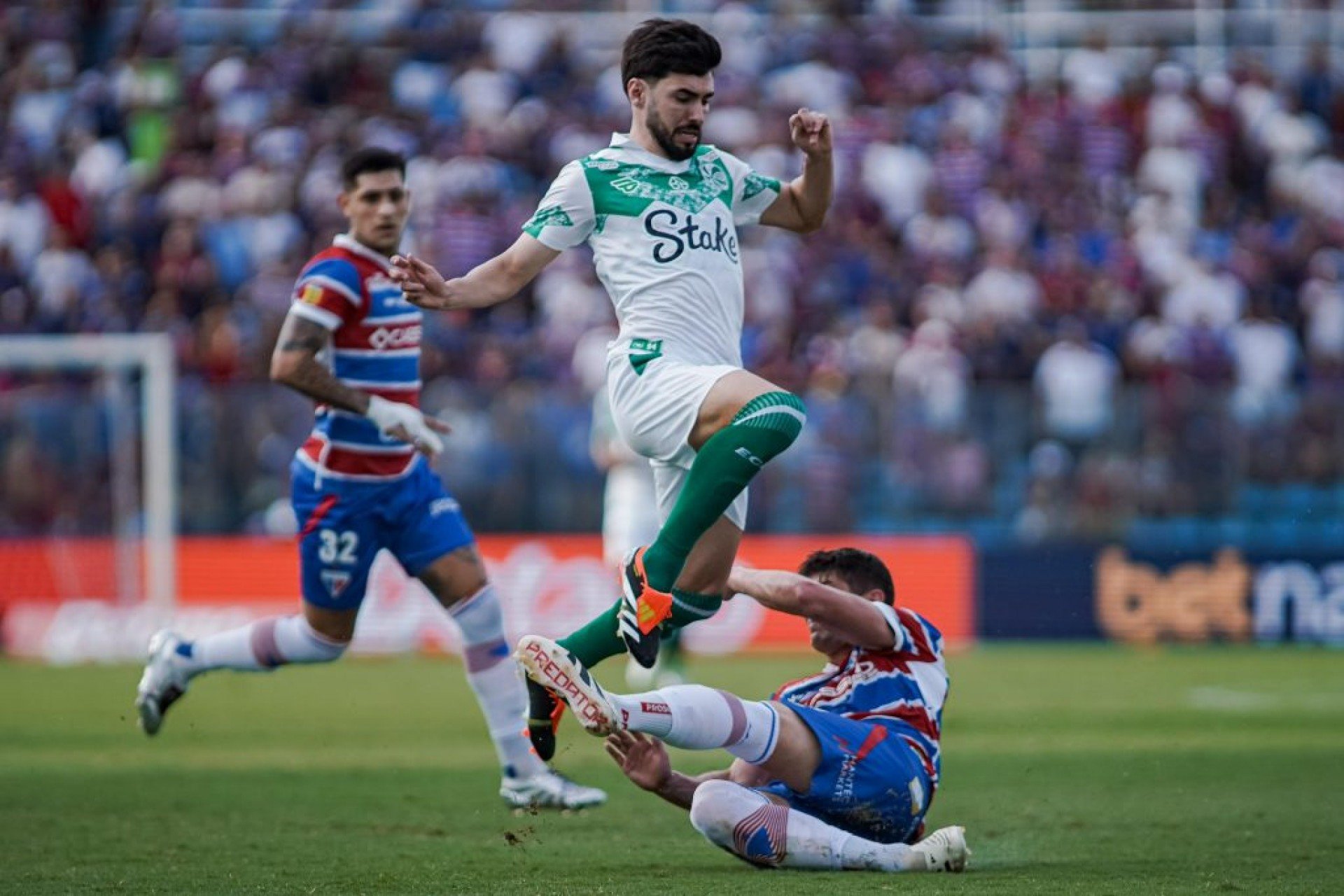 Confira as notas das atuações jaconeras na derrota