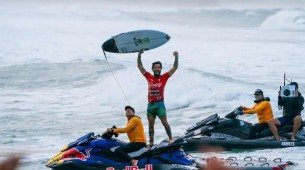 Filipe Toleto conquista título da etapa de Gold Coast
