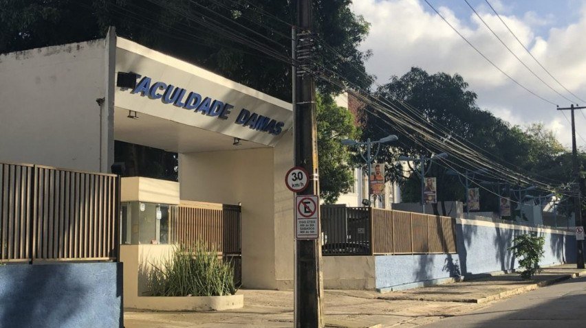 Em nota, Faculdade Damas (FADIC) anuncia encerramento de atividades; alunos serão transferidos para a Universidade Católica de Pernambuco (Unicap)
