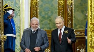 Lula e Putin, em encontro na Rússia