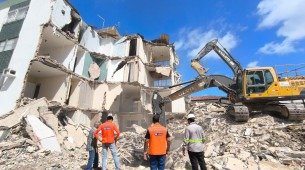 Demolição do edifício Kátia Melo, que desabou em Piedade, deve terminar na segunda-feira (12)