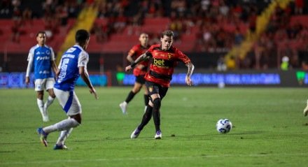 Lance do jogo entre Sport x Cruzeiro pela 8ª rodada da Série A