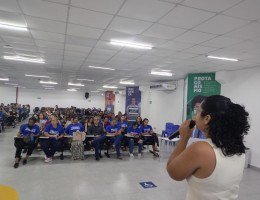 Registro da assembleia dos enfermeiros e enfermeiras no Recife na segunda-feira, 05 de maio de 2025