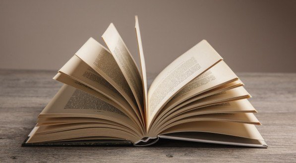 5 livros imperdíveis de Machado de Assis para devorar em 2025