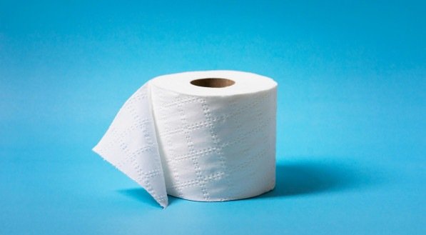 A maneira correta de colocar o papel higiênico: conheça resposta definitiva