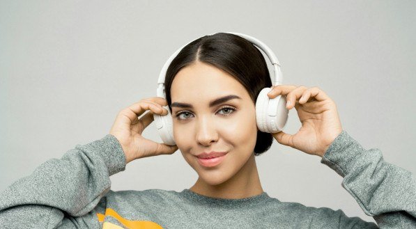 As 10 músicas que deixam as pessoas mais felizes, segundo estudo