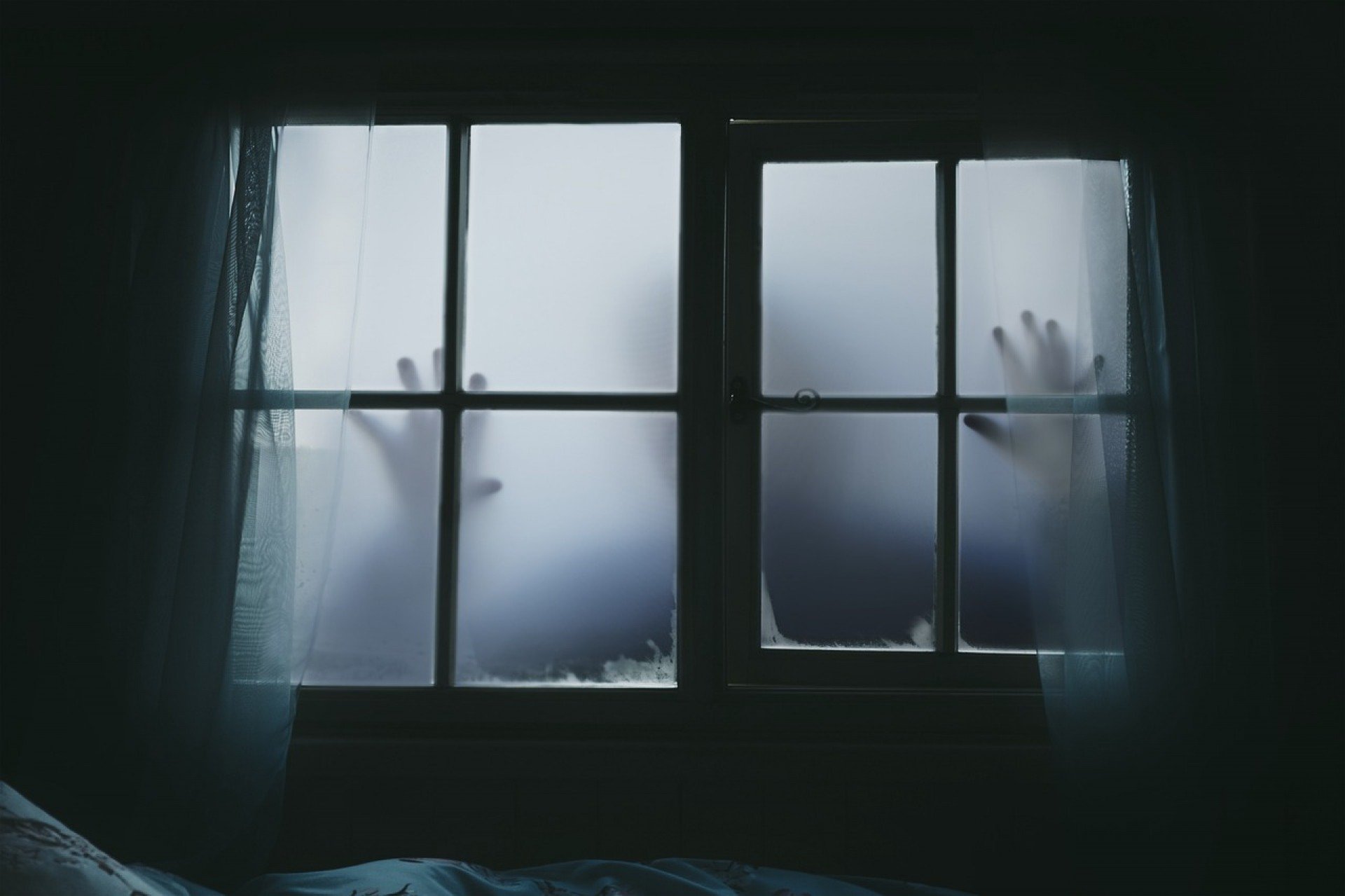 5 séries de terror que vão te prender do início ao fim (se tiver coragem de assistir!)