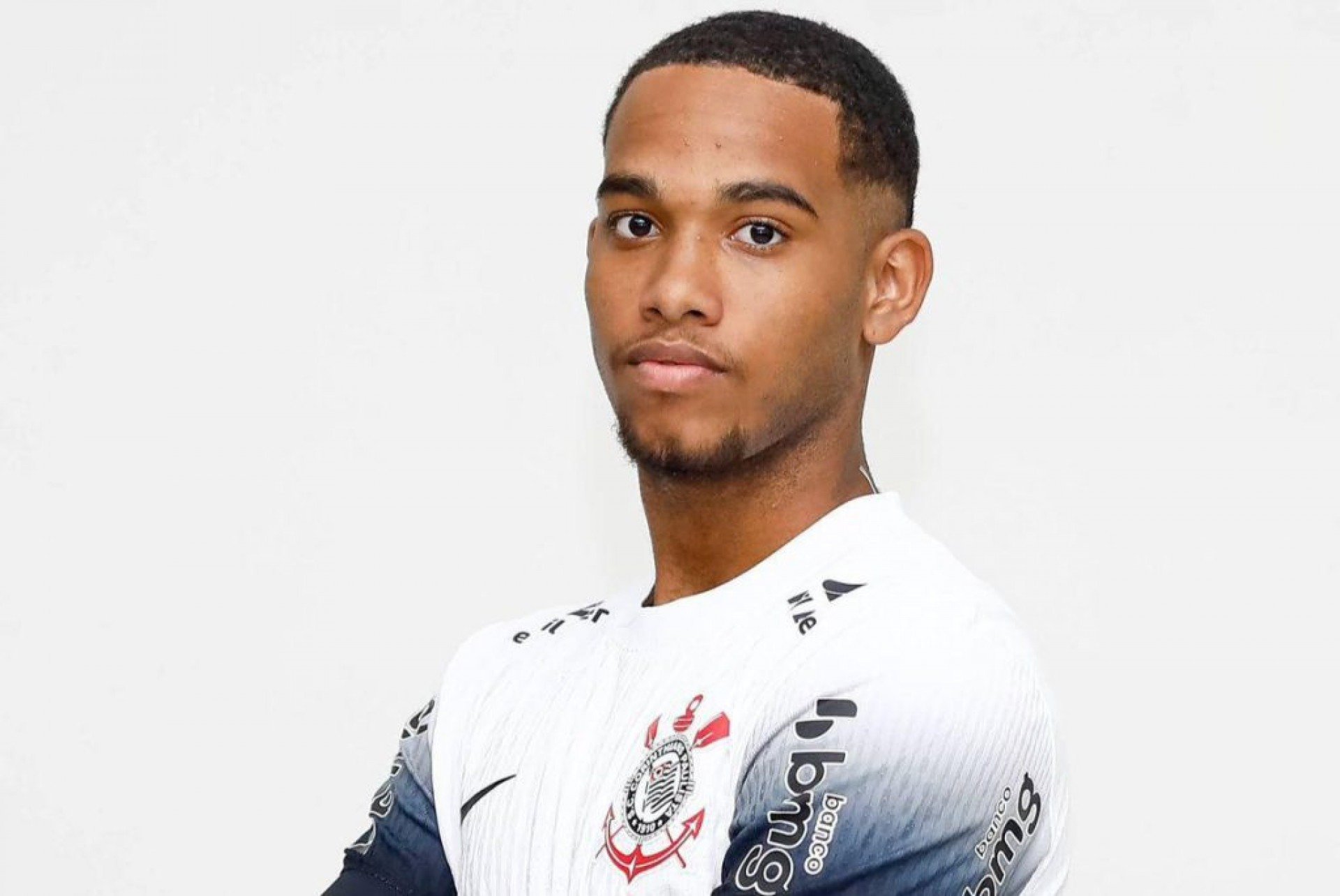No Corinthians, Elias Silva mira 2025 com protagonismo e títulos na base
