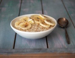 Mingau de Aveia Simples: Receita Saudável para o Café da Manhã