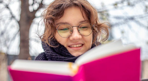 Você vai devorar esses 4 livros e ficar com gostinho de "quero mais"