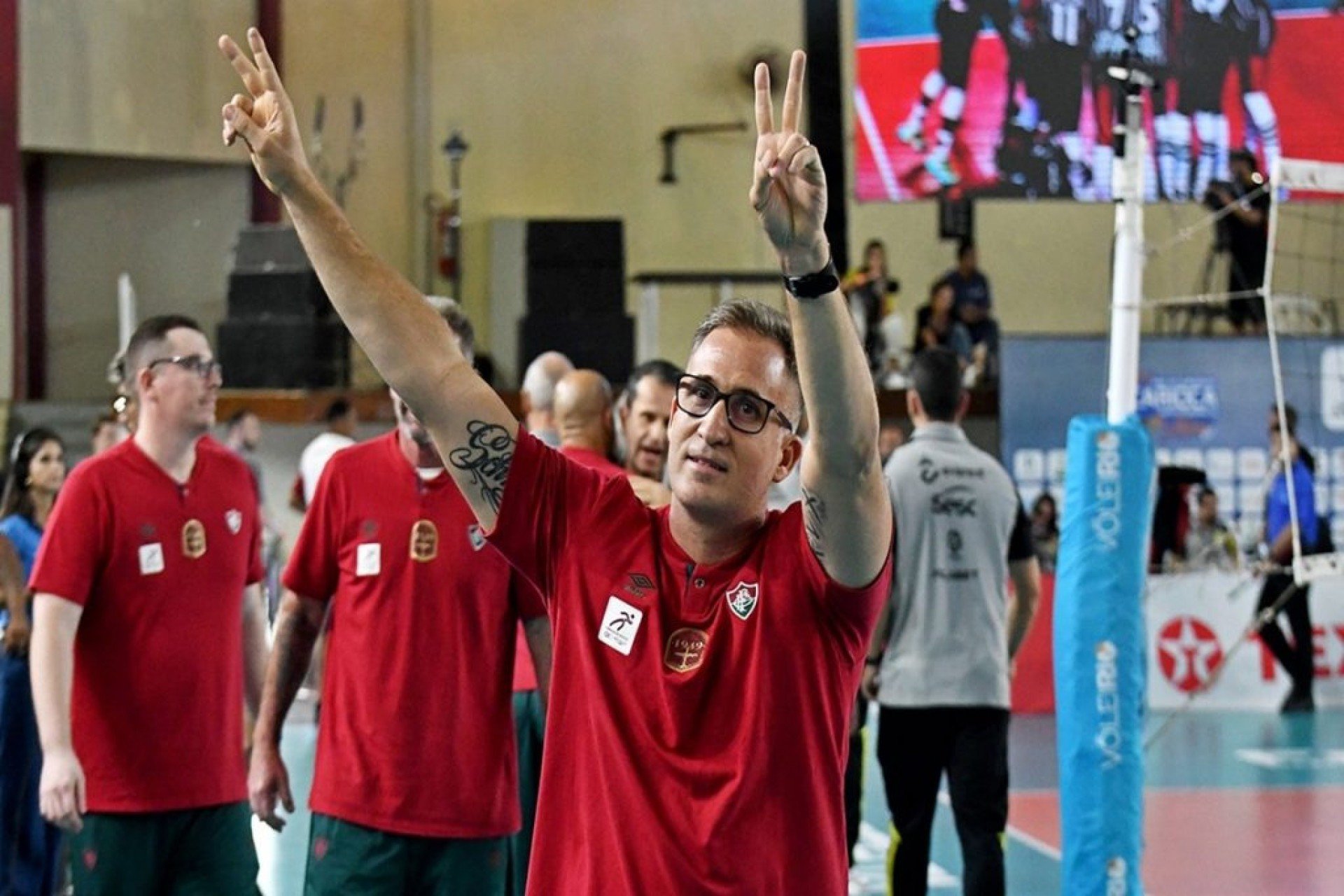 Após temporada histórica no Fluminense, Guilherme Schmitz assume o desafio de comandar seleção feminina da Colômbia.