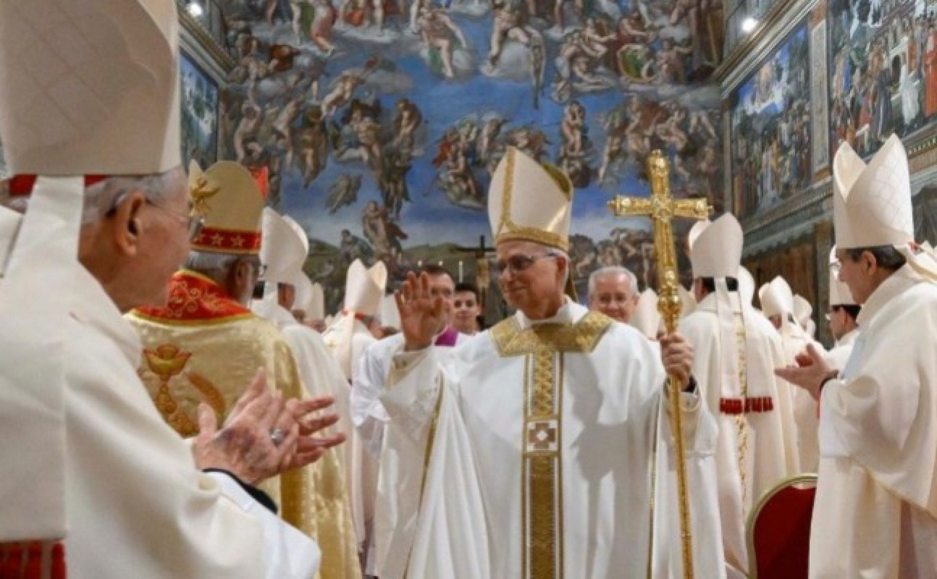 Papa Leão XIV ativa redes sociais e saudação de paz é a sua 1ª postagem
