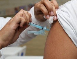 Petrolina intensifica vacinação contra o HPV para jovens de 15 a 19 anos; veja cronograma