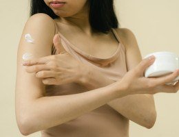 Pele de veludo: 3 hidratantes de O Boticário que deixam a pele extremamente macia