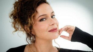 Imagem da atriz Leandra Leal