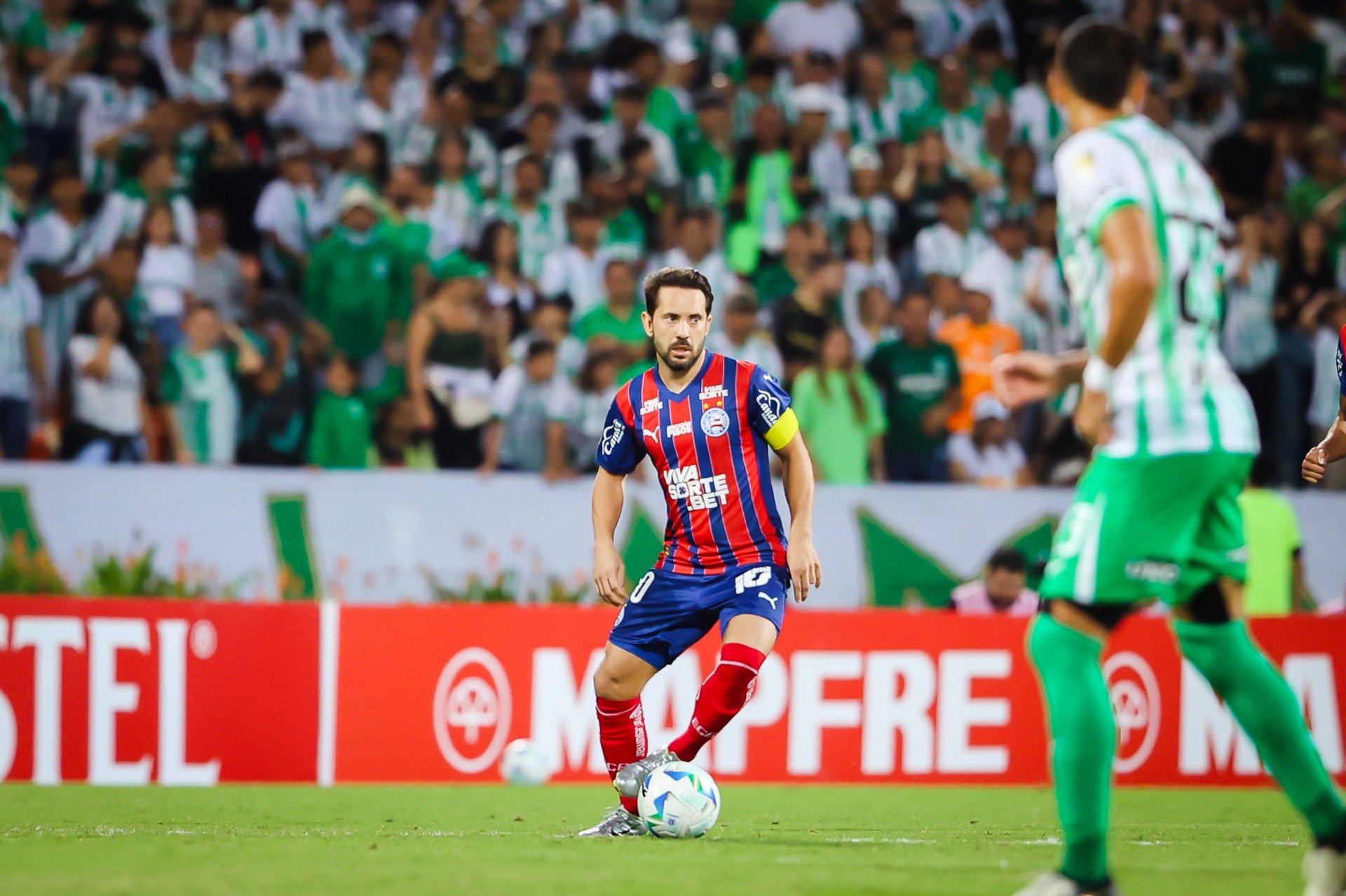 Bahia perde para Atlético Nacional e se complica na Libertadores